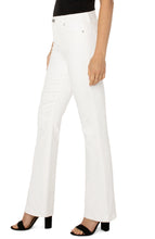 Liverpool Lucy Denim Boot Cut Jeans w 32 Inch Inseam