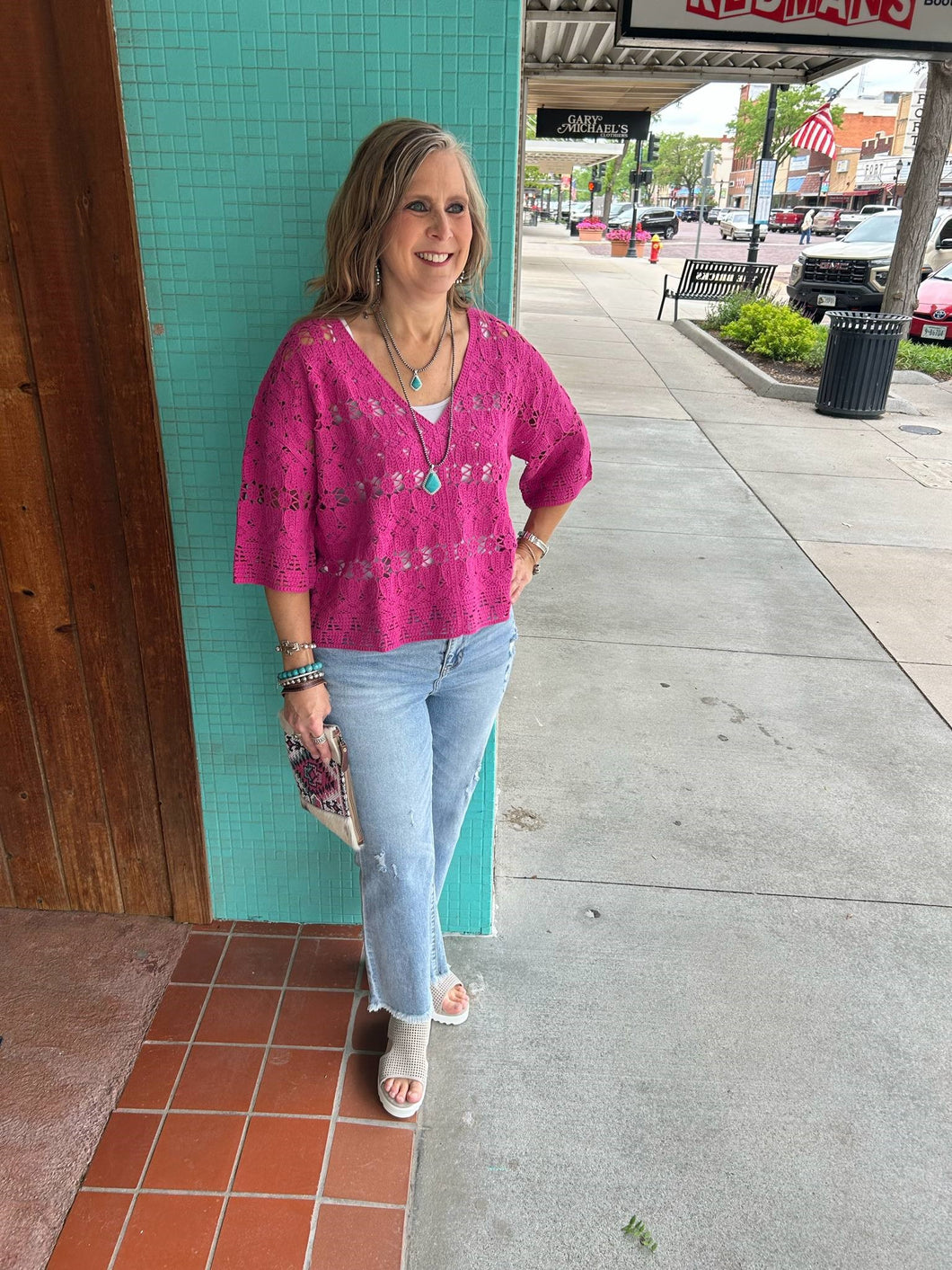 Hannah Crop Flare w Slight Distress and Fray Hem LM7259V12