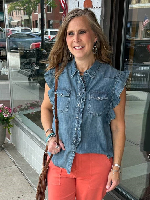 INDI Collared Lt Wt Denim Slvless Ruffled Snap Shirt