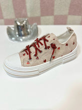 Aman Hearts Cooshy Tennis Shoes w Red Sparkle Laces VGSP0328