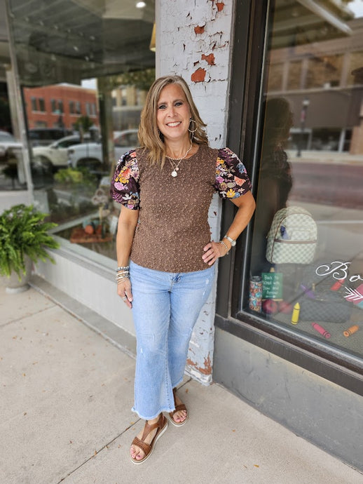 Textured Knit Popover Short Floral Puff Slv Top