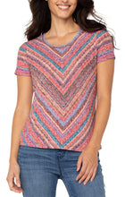 Striped V Pattern Short Slv Top w Scoop Neck LM8D17KU55P