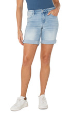 Marley Girlfriend Shorts w Rolled Cuffs LM9284F88