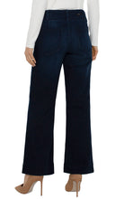 Hannah Flare Jeans w 30" Inseam w Front Sewn On Pockets LM4122A4