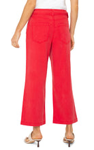 Stride Hi Rise Crop Wide Leg Belted Pants LM4157FS03