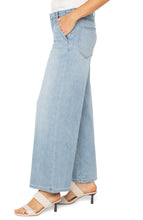 Weekender Relaxed Wide Leg Jeans LM4678SSL