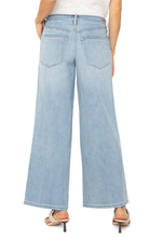 Weekender Relaxed Wide Leg Jeans LM4678SSL