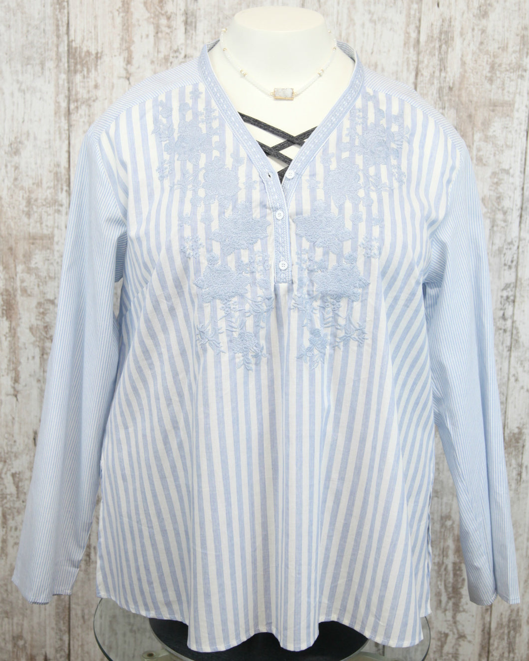 PLUS Roll Up Long Slv Striped Embroidered Top w Vneck w Buttons P14375