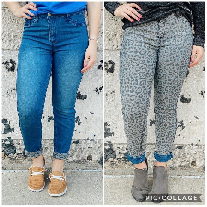 Reverse Solid and Leopard Print Denim Zip Jean M40718PM